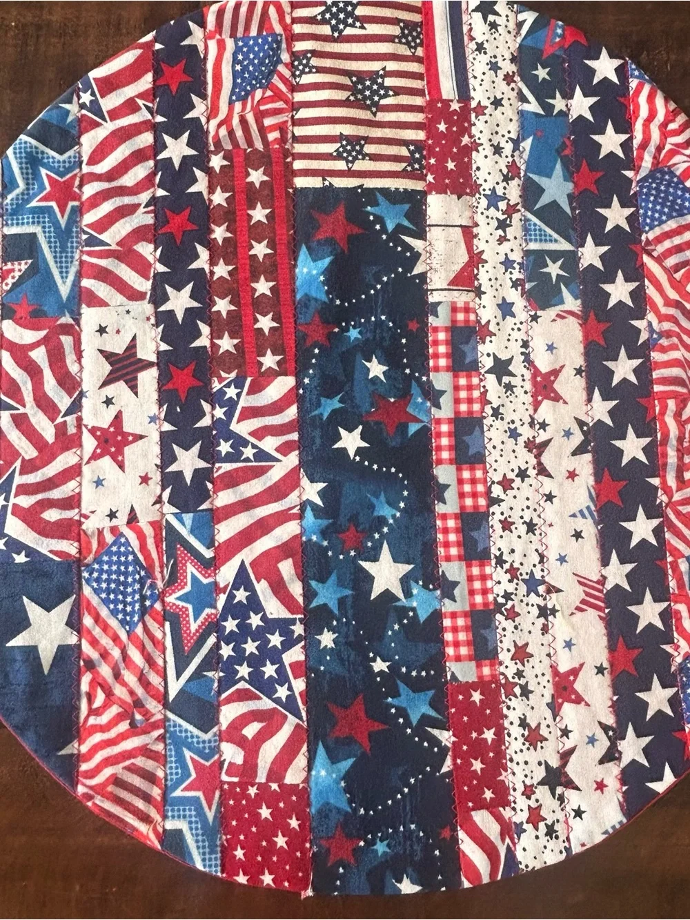 TABLE PLACEMATS  15” Round (SET OF 4) HANDMADE Patriotic Stars & Flags